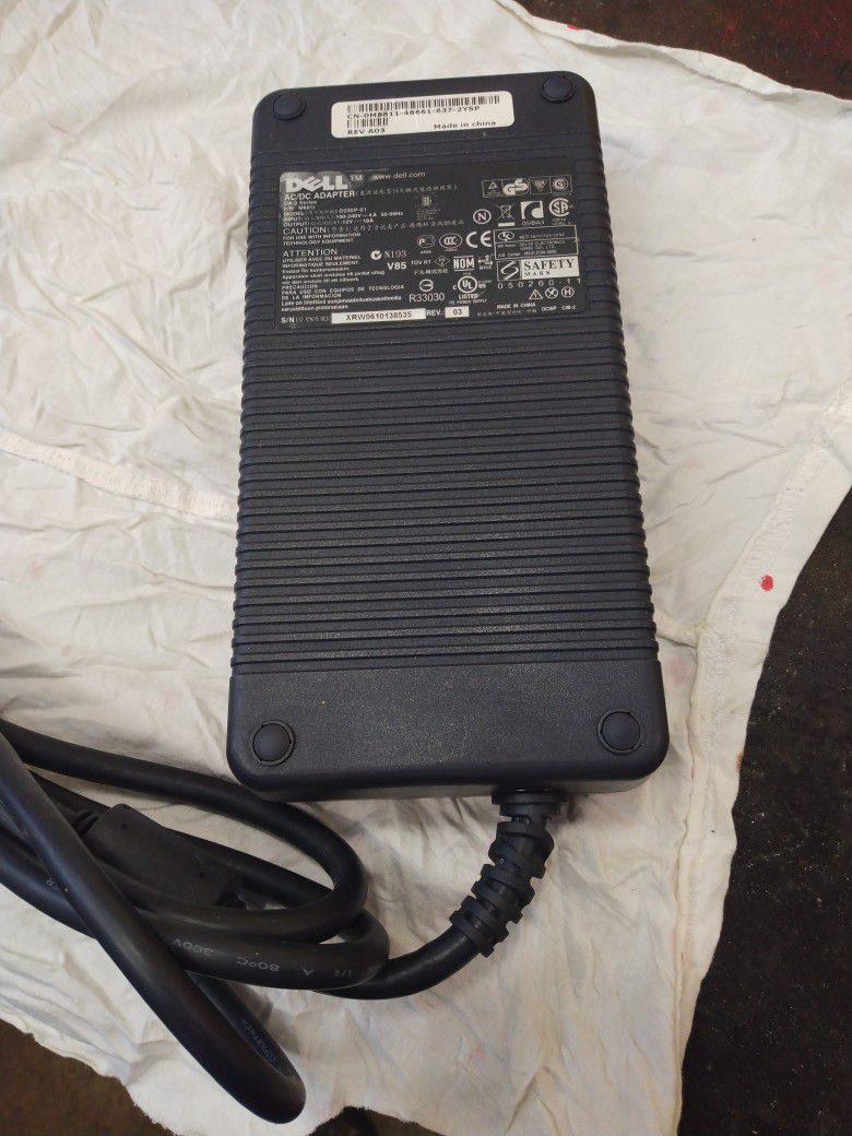 Dell AC/DC Adapter 