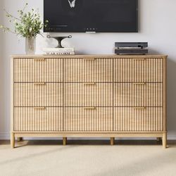 Oversized Fluted Dressers for Bedroom, Wide Chest of 9 Drawers, Oak