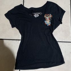 ed hardy v neck tee size XS