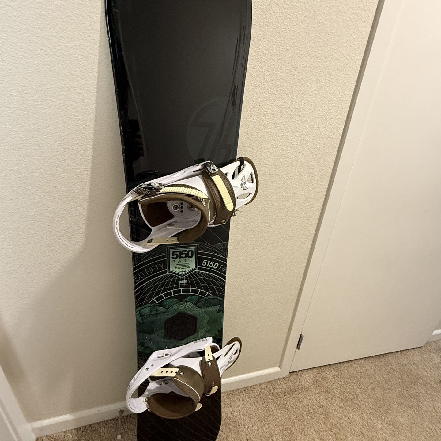 5150 Path Snowboard with Burton bindings and bag