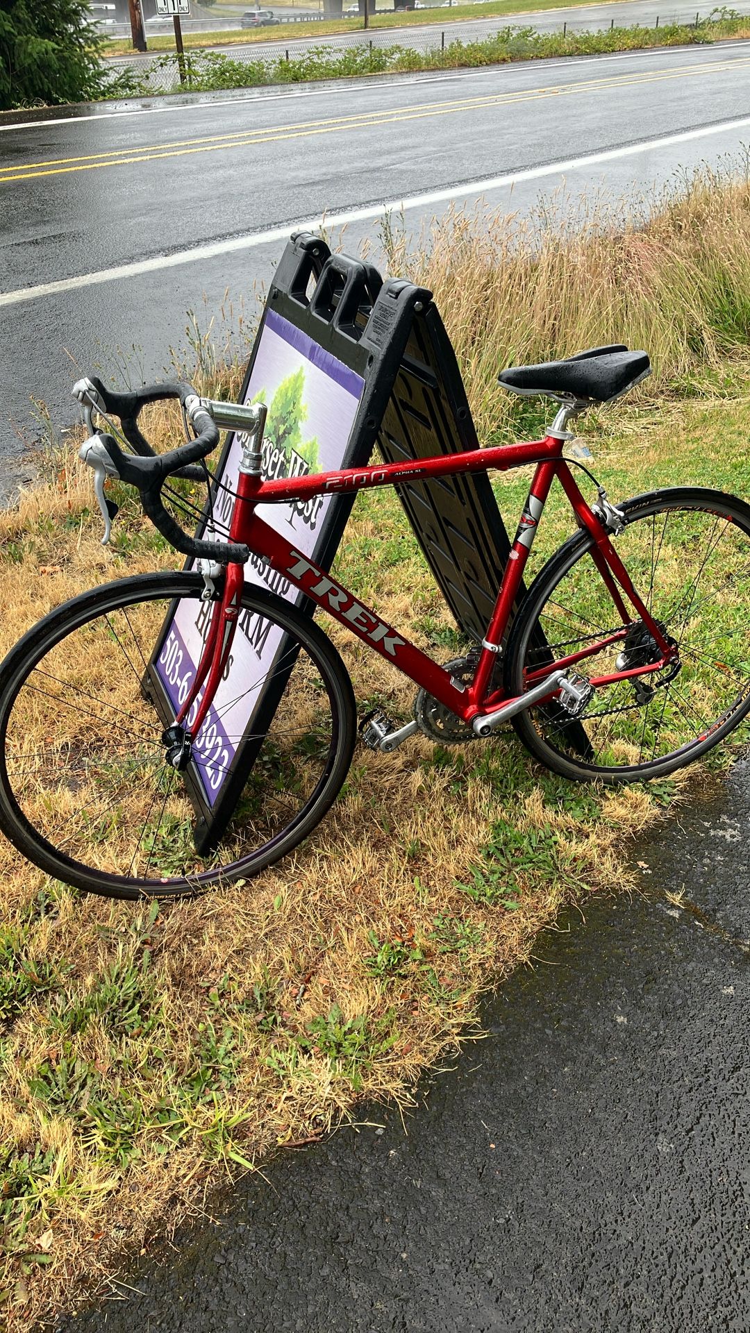 Fully carbon fiber, track bicycle