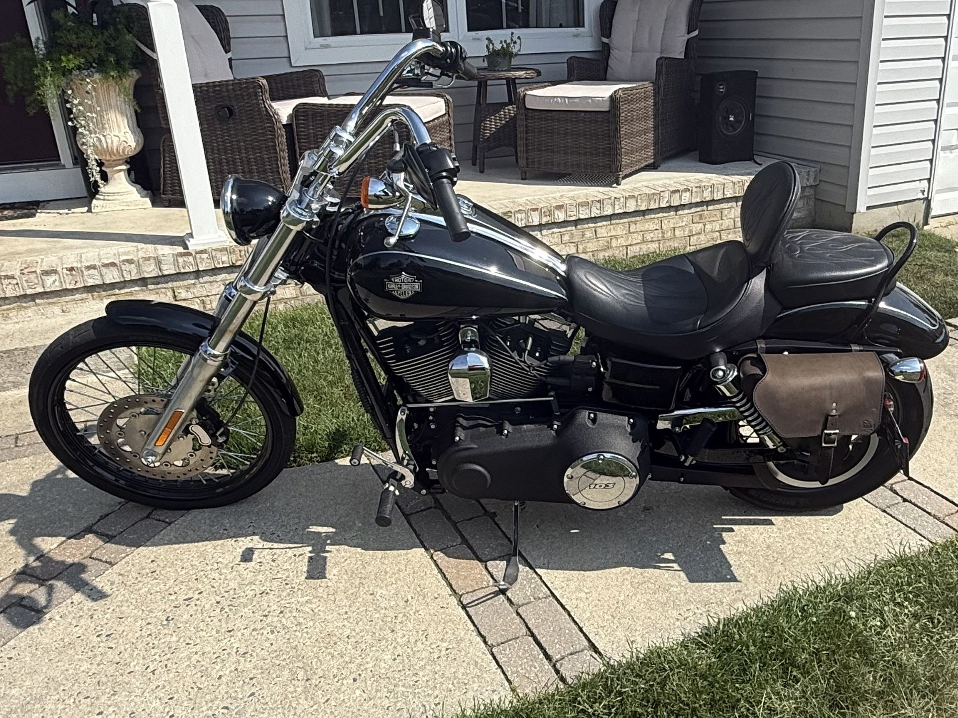 2013 Harley-Davidson Dyna Wide Glide (Black)