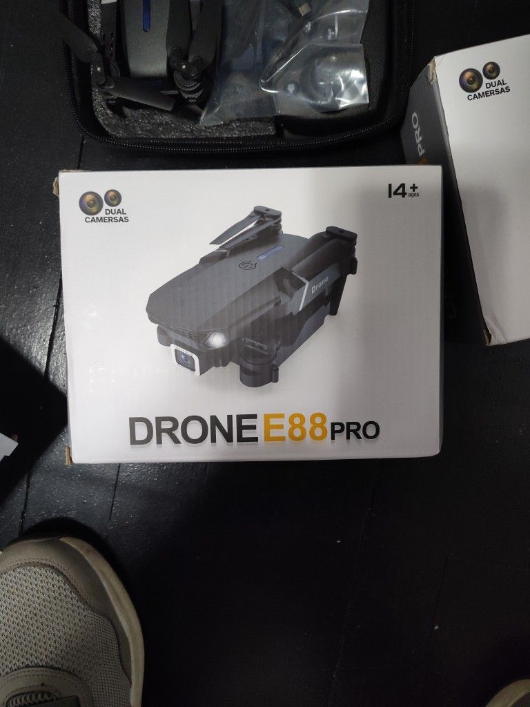 Brand New Drone Never Used E88 Pro