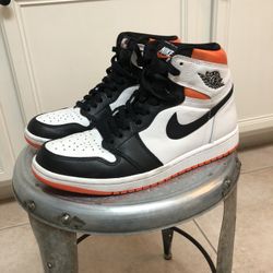 Nike Air Jordan 1 Retro High Electric Orange