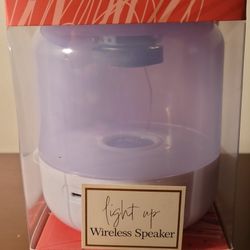 Light Up Wireless Speaker And Strip Light