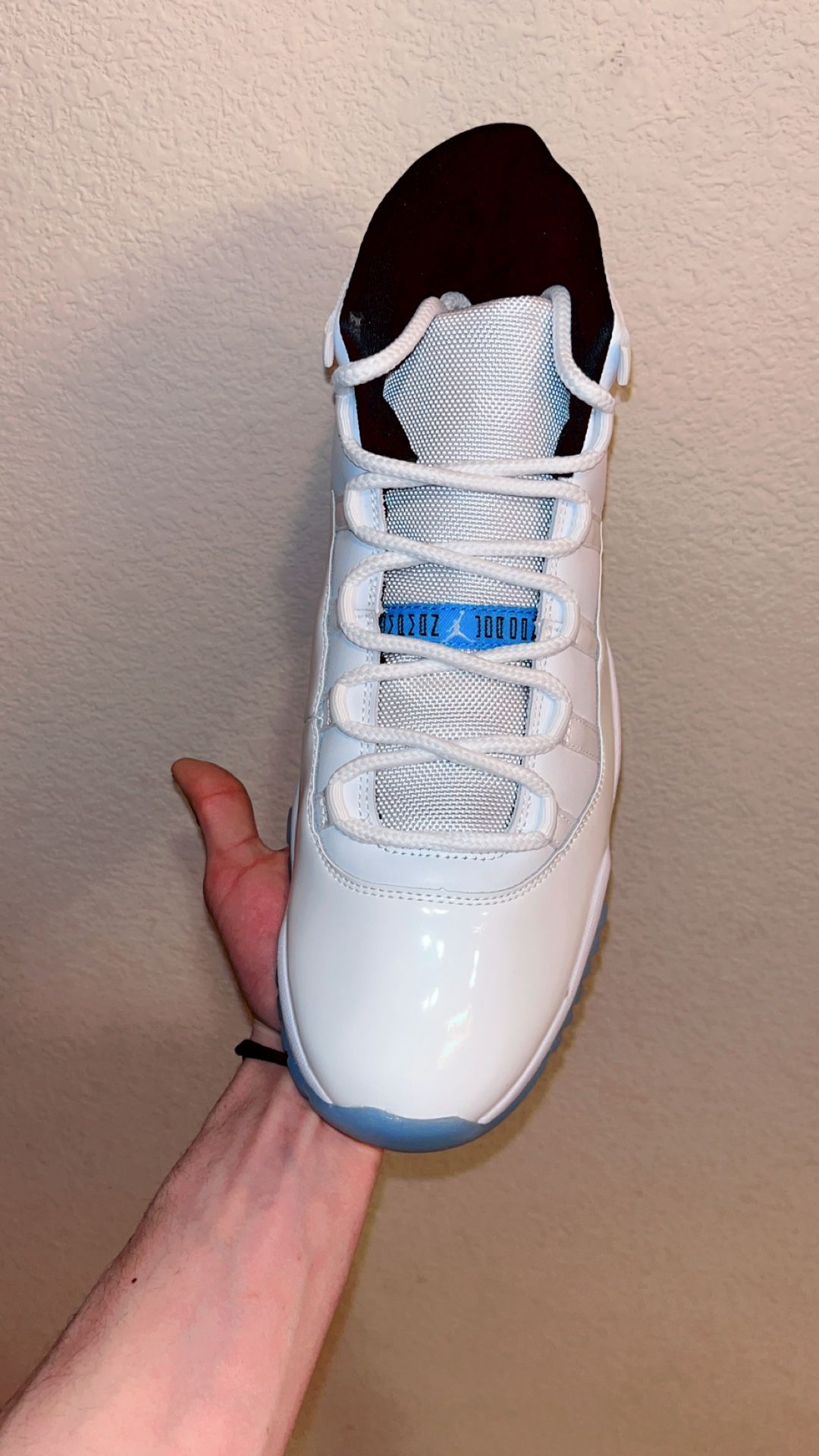 2024 Air Jordan 11 Legend Blue