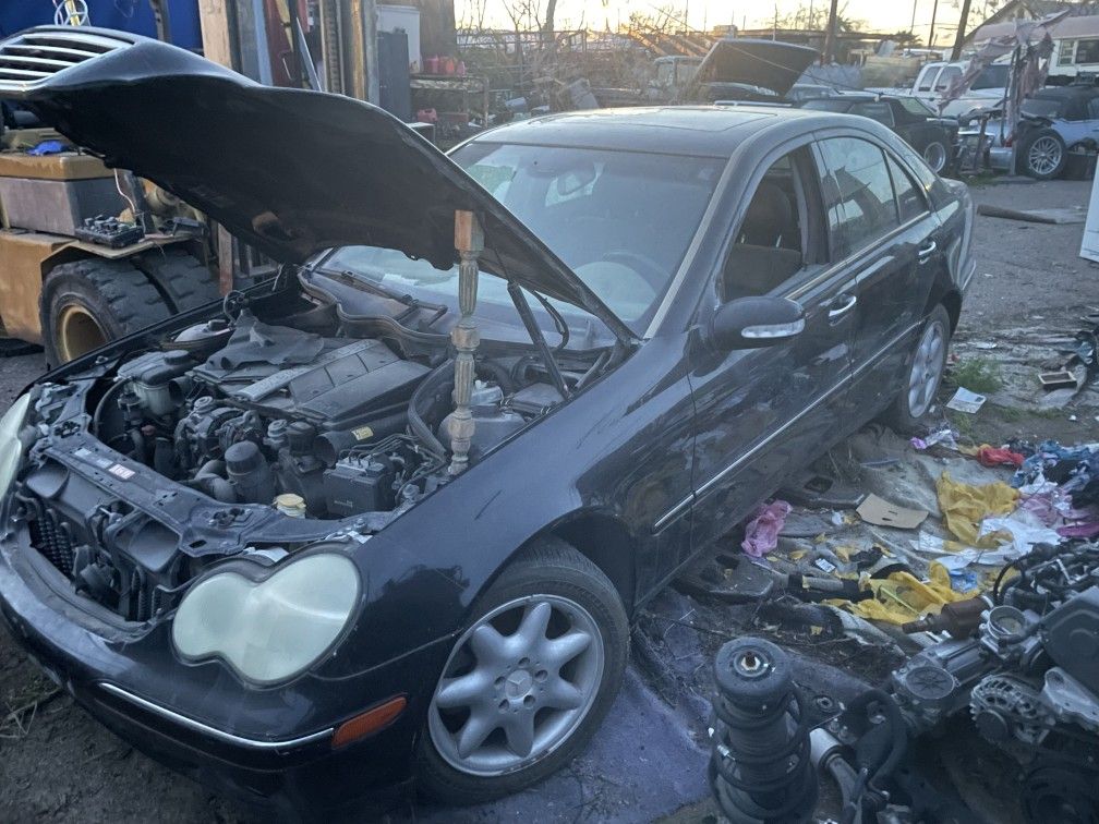 04 Mercedes C240 : OEM Parts for sale