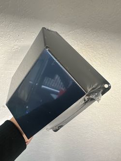The wall ventilation opening cover of the dryer