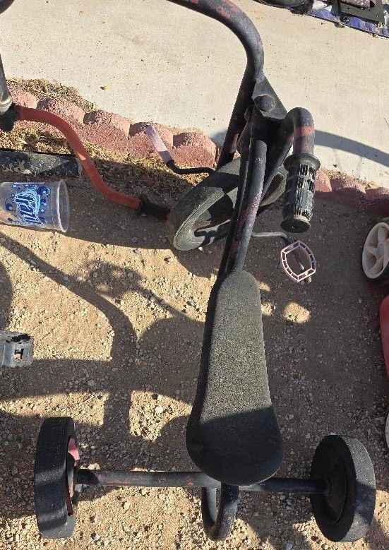 Lakeshore Antique Tricycle