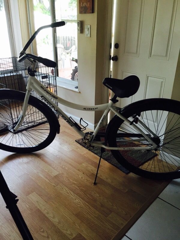 Bike genesis 32 inch beach cruiser brand-new