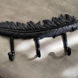 Wall Mount Hanging Rack 