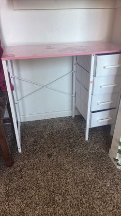 pink desk