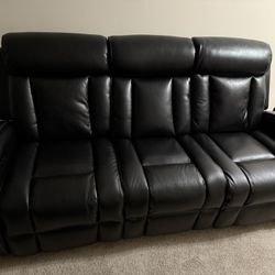 Tuxedo Black 84" Power Reclining Sofa with Power Headrest