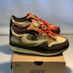 Nike Air Max Travis Scott 