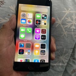 iPhone 7-32Gb Unlocked Like New For Sale $80 Santa Ana City 