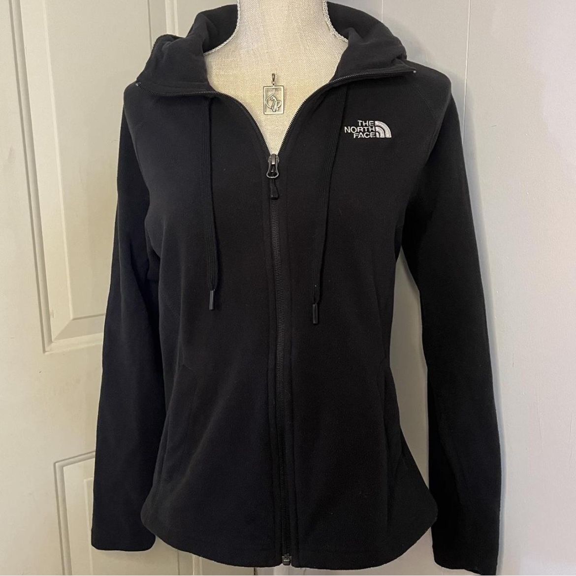 Women’s Black The North Face Logo Fleece Zipper Hoodie Size Medium
