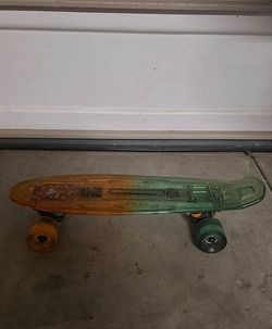 Skateboard  mini 22 inch with lights