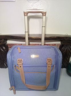 London Fog Rolling Carry-On Under-Seat Laptop Luggage Cosmetic Bag Telescopic Handle