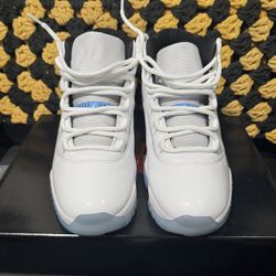 Jordan 11 Legend Blue Sz 10