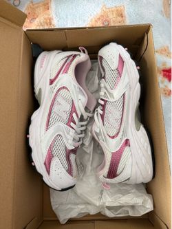 New Balance Size 3y