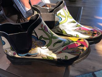 Women’s ankle boot