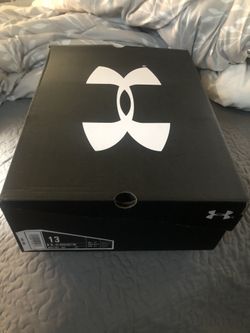 Under armor Football Clears