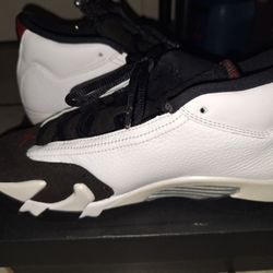 Jordan 14 Black Toe Size 7 Youth