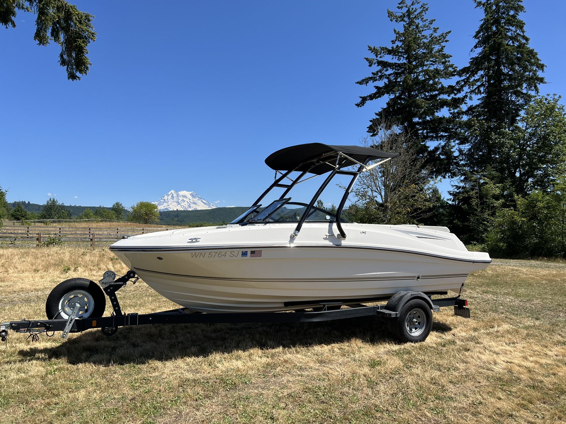 2016 Bayliner Vr5