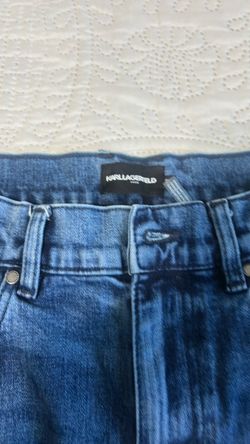 Pantalón de mezclilla de hombre usado solo una vez