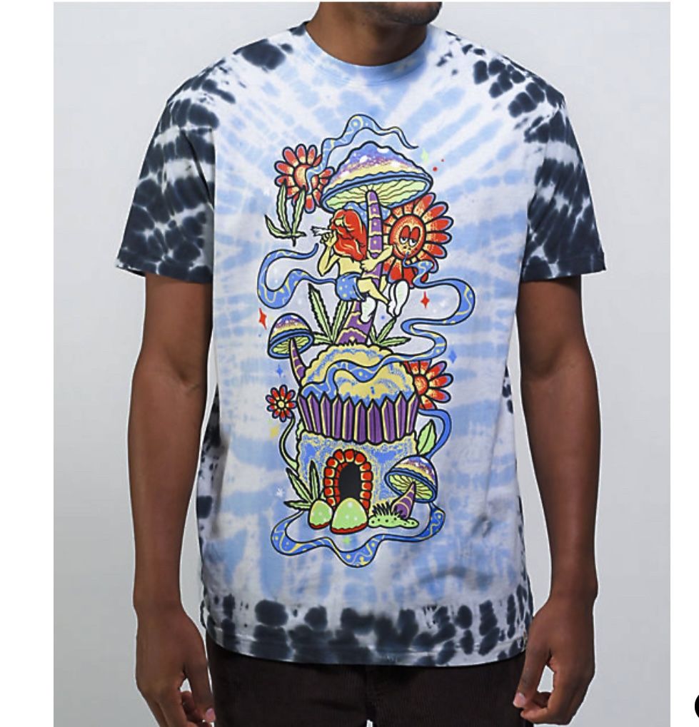 NWT New Men’s M Zumiez Your Highness Gnome Home Tie Dye T-Shirt Tee Mushrooms