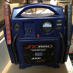 Jump-N-Carry JNC. Peak Amp 12-Volt Jump Starter. Charging  Cable Not Included