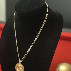 14k Figaro Gold Necklace 16 Grams Medallion Not Included 20” Long