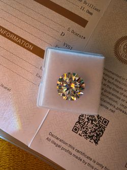 5.00 CARAT ROUND BRILLIANT D VVS1 MOISSONITE