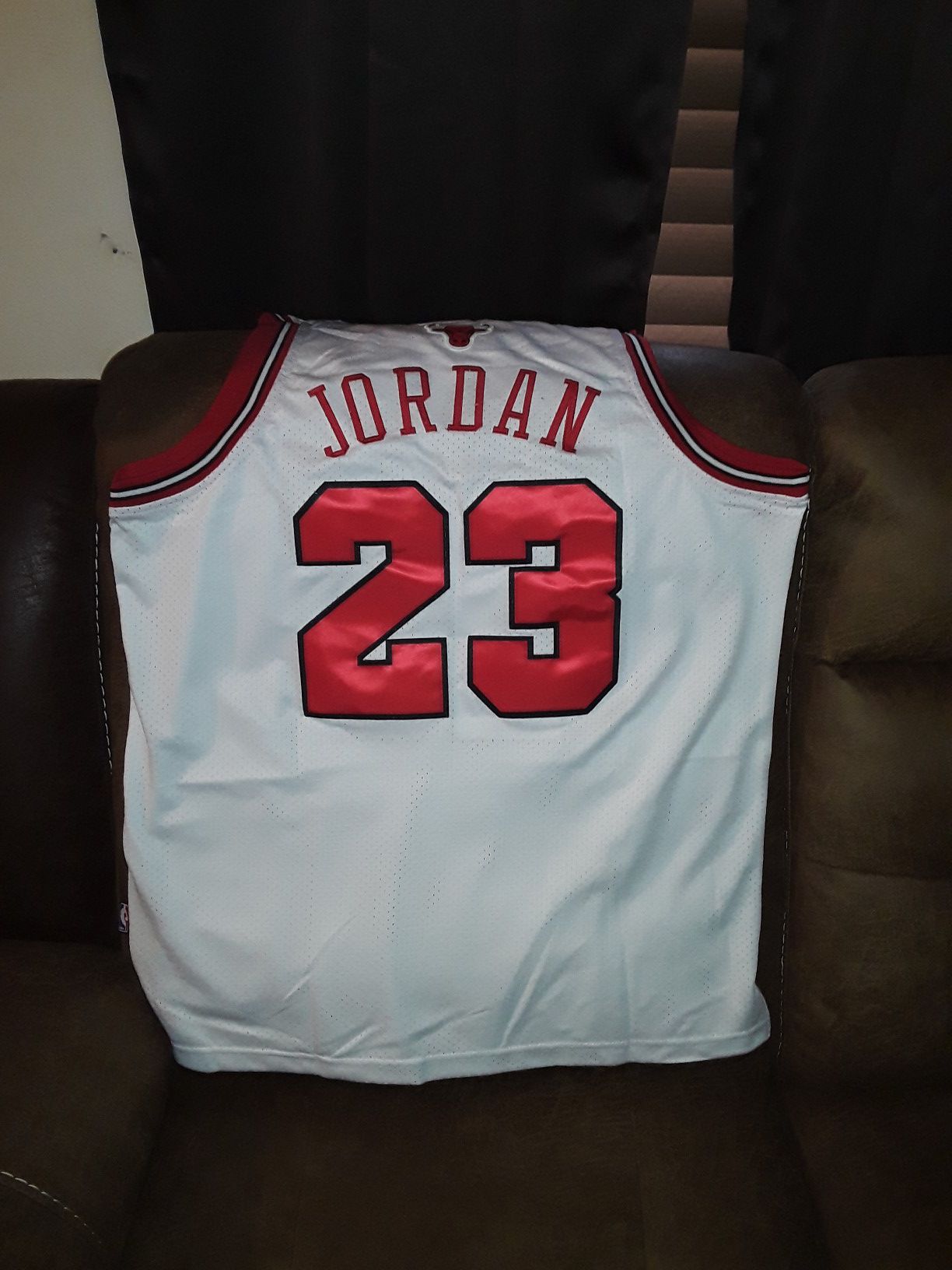 Michael Jordan Chicago Bulls jersey for Sale in Richmond, VA - OfferUp