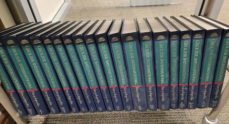 Grolier International Encyclopedia set