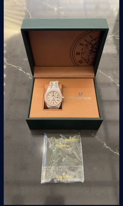 Moissanite AP Watch(throw offers)