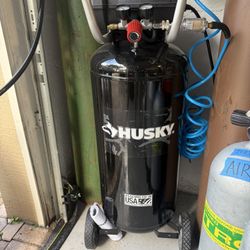 Husky 20gal Compressor 