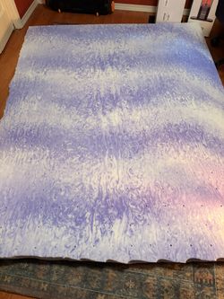 Queen Sized Mattress Topper (soft)