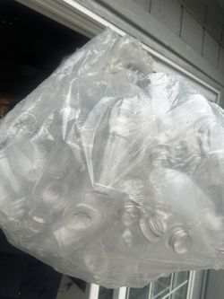 75 Plastic Bottles With Tops