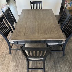 Tyler Creek Dining Table