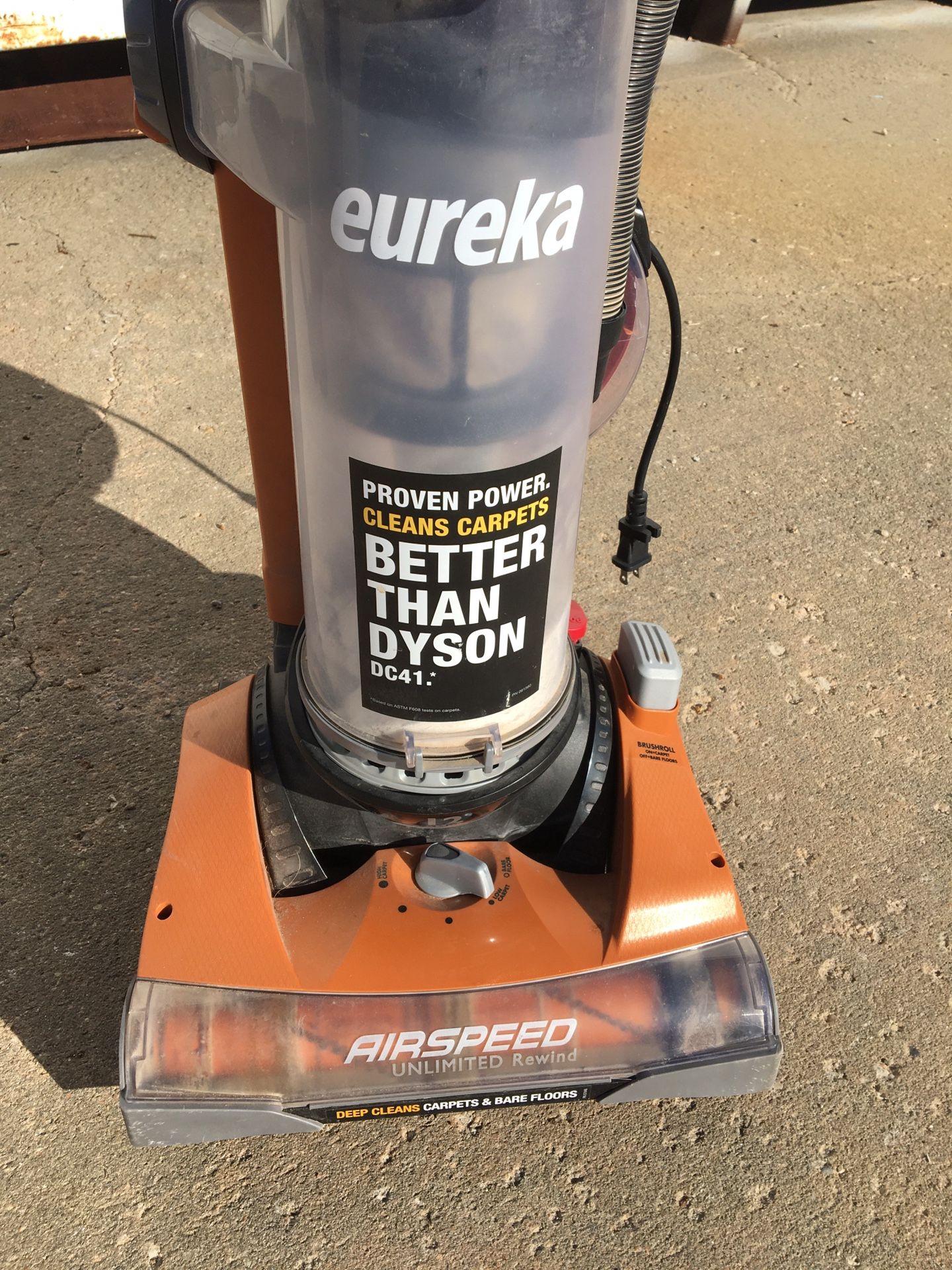 Eureka airspeed unlimited rewind bagless vacuum