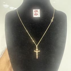 10K Solid Gold Chain and Pendant For Wedding 18 Inches Long 