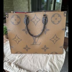 Louis Vuitton On the Go GM *used once*

