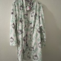 Hello Kitty Robe 