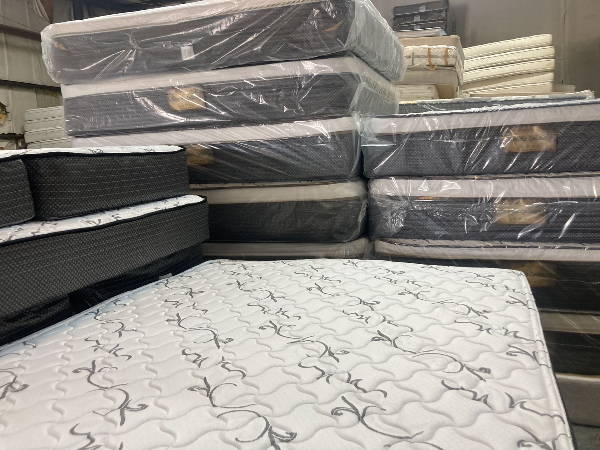 🥳🥳 PILLOW TOP MATTRESS ALL SIZE BRAND NEW STARTING AT $170 BEST PRICE IN TOWN🥳🥳