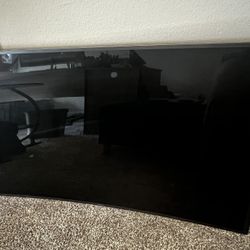 CURVED SAMSUNG HD 4k TV 