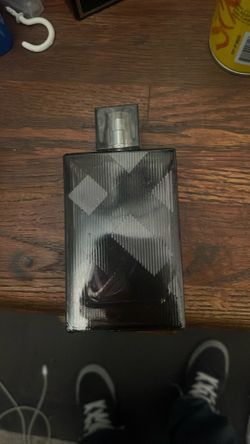 Brit Burberry cologne for men 65% full
