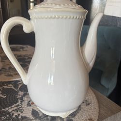 Princess House Pavillion Coffee Pot And Lid Ceramic Ivory Cream (8 7/8”) (8 Cup) Used