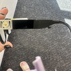Gorgeous Authentic Versace Frames Brand New $100