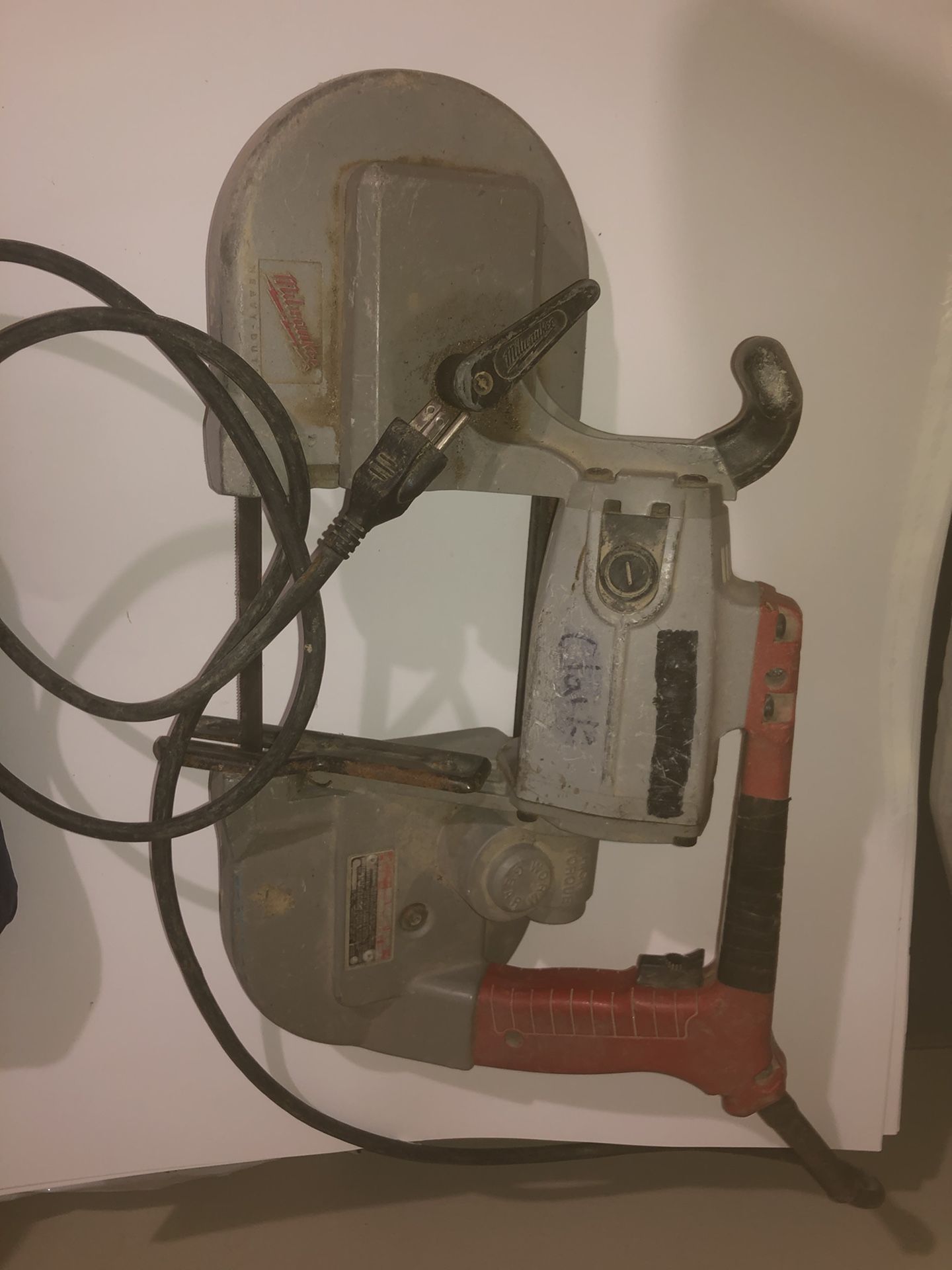 Milwaukee Corded Deep Band Saw
